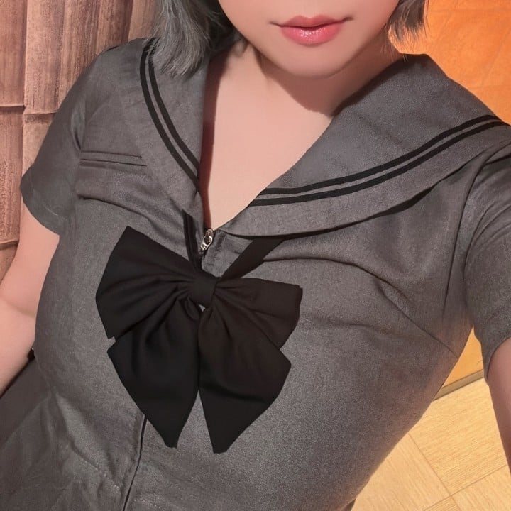 みよん