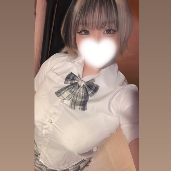 みよん