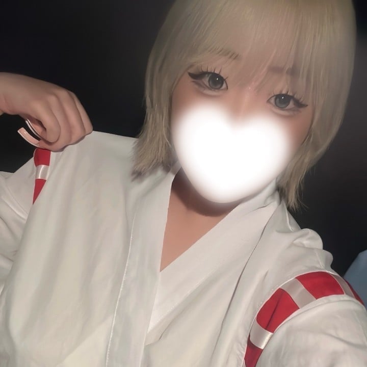 みよん
