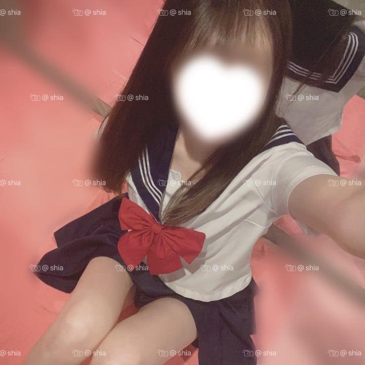 しあ