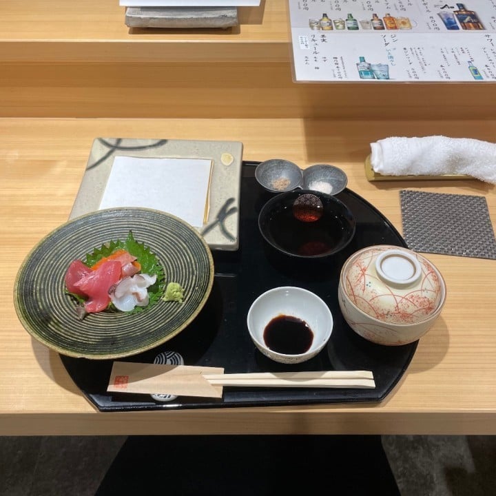 はち