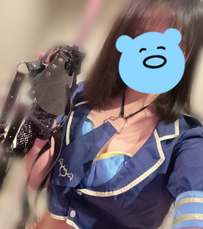 みと