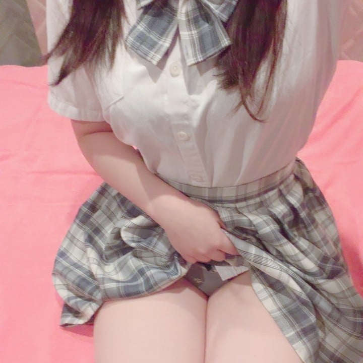 にこ
