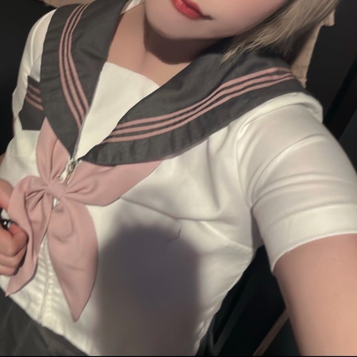 みよん
