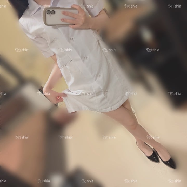 しあ