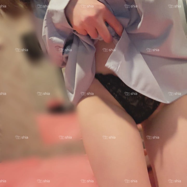 しあ