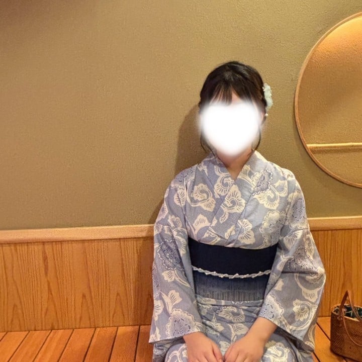 にこ