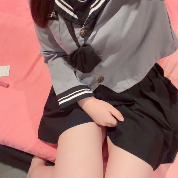 にこ