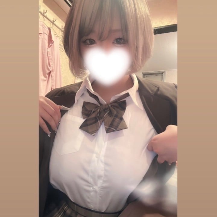 みよん