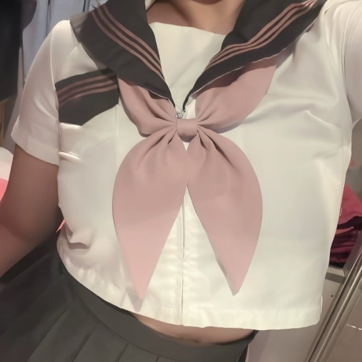 みよん