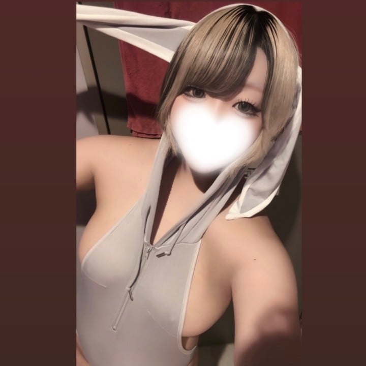 みよん