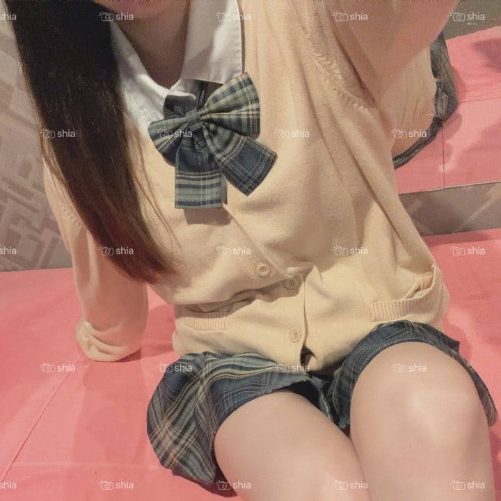 しあ